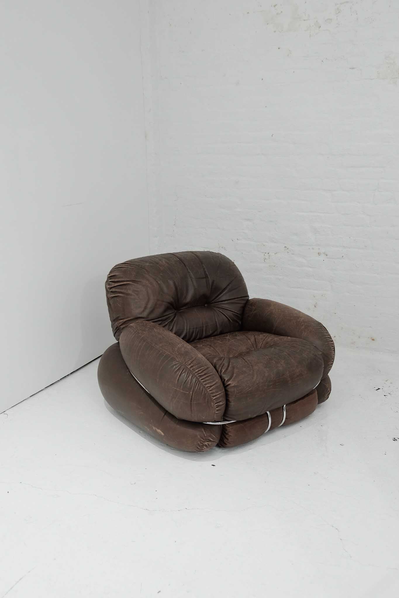 Adriano Piazzesi "Okay" Lounge Chair : RENTAL