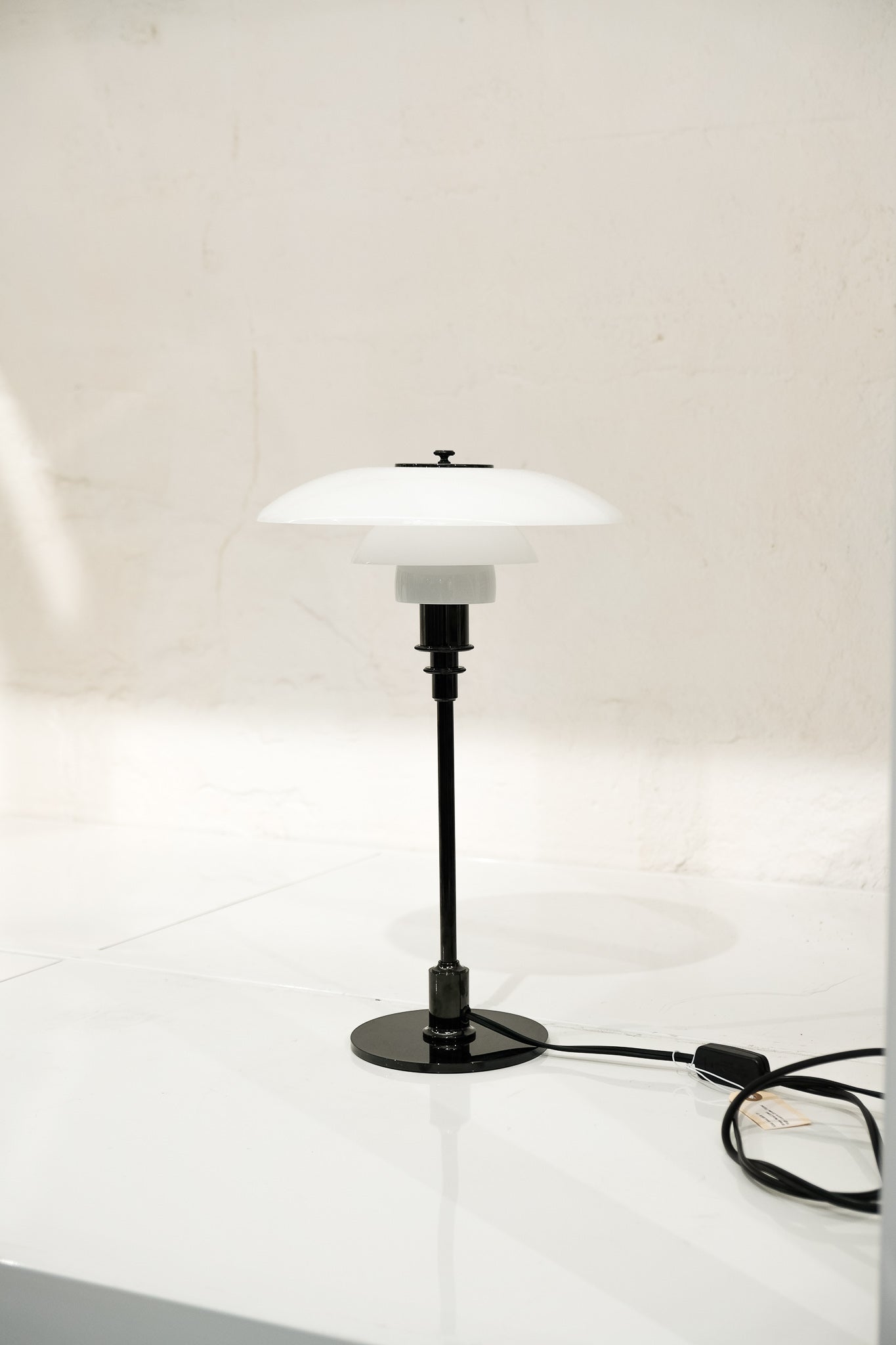 PH 3/2 Table Lamp by Louis Poulsen – renewfinds