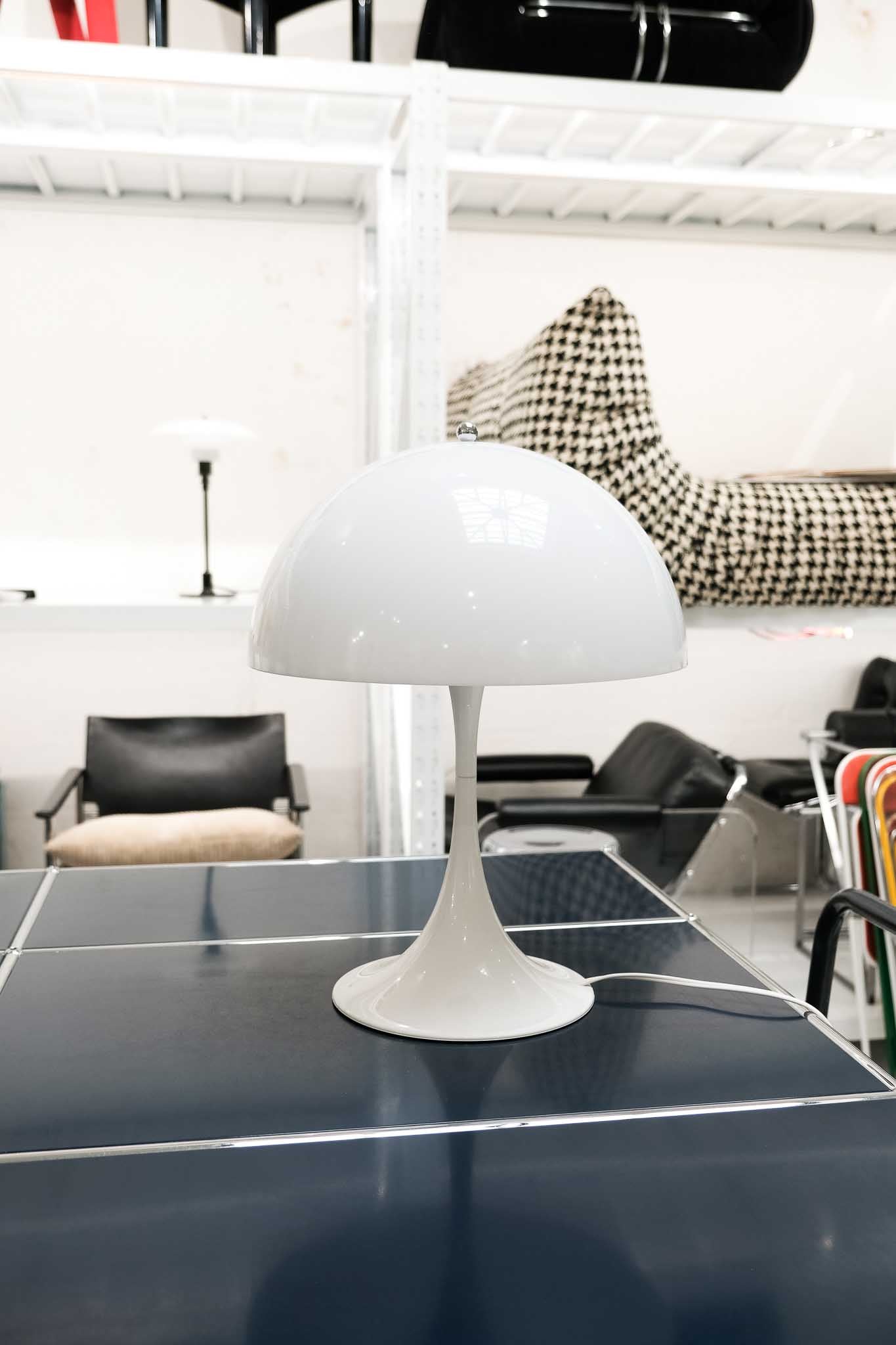 Panthella 400 Table Lamp by Louis Poulsen – renewfinds