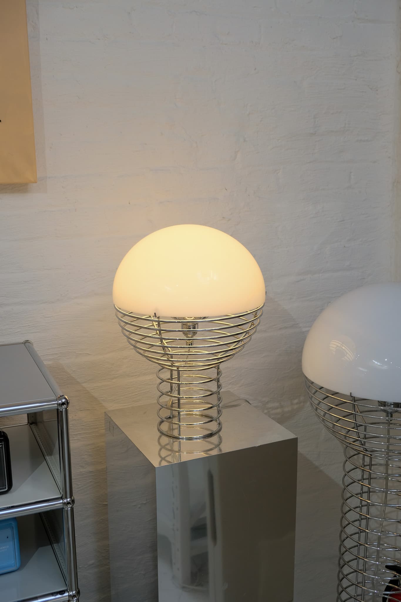 VerPan - Wire Panton Table Lamp