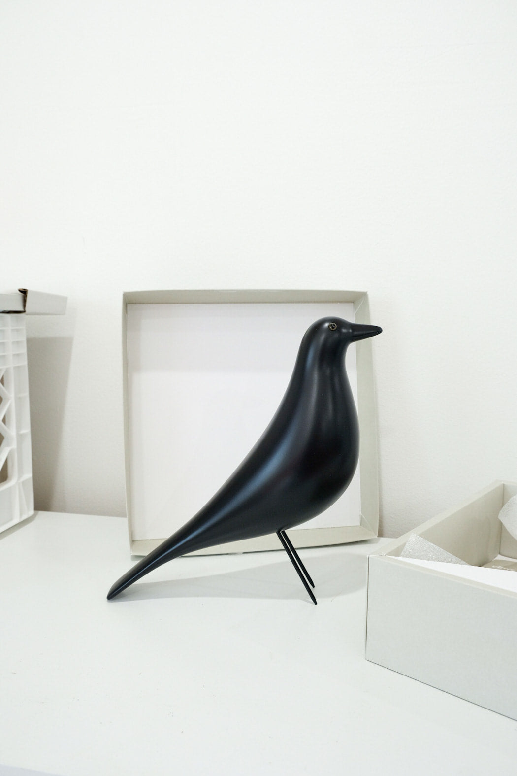 Vitra Eames House Bird ブラック Eames House Bird | Official Vitra® Online Shop US