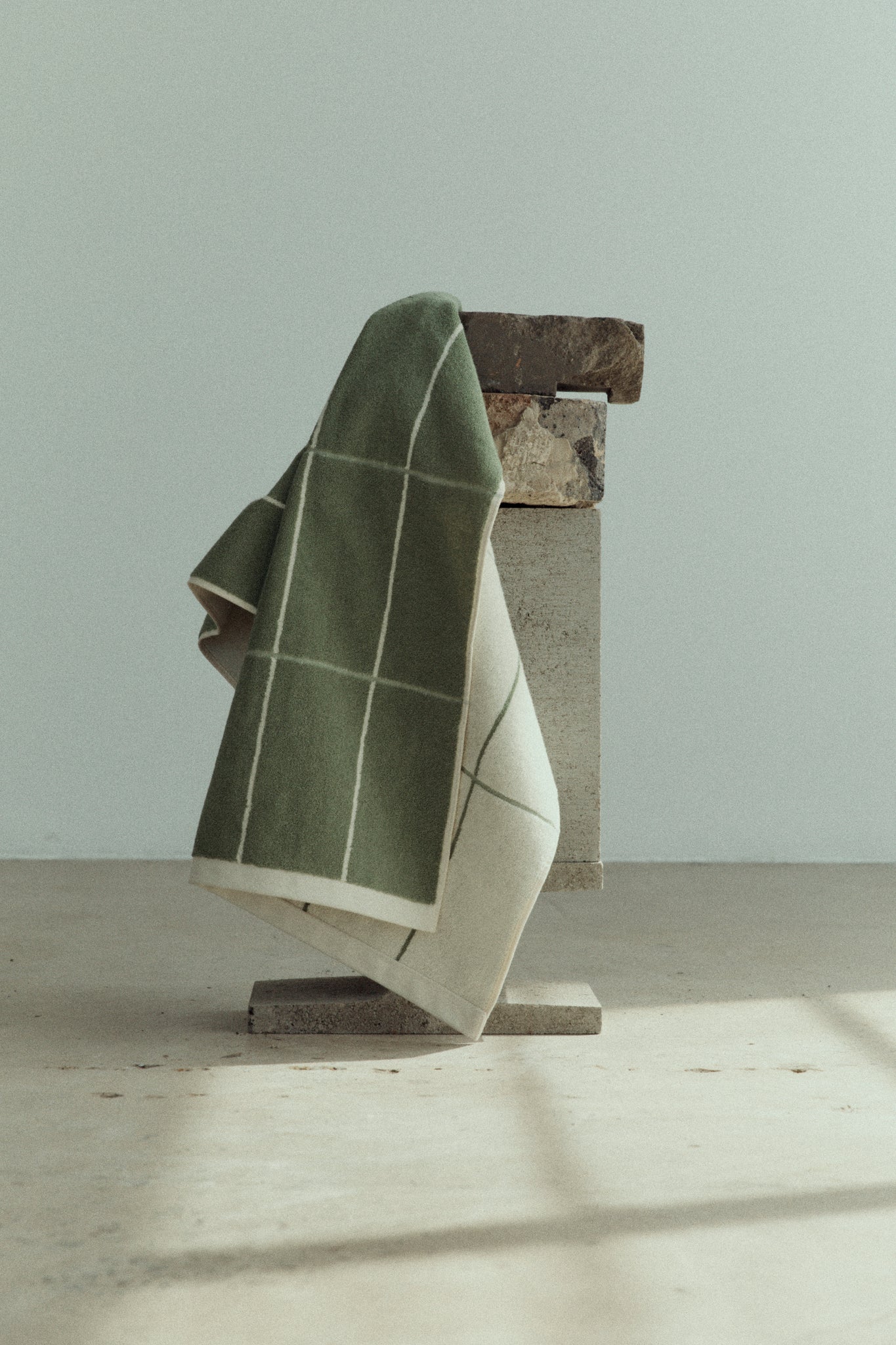 BAINA - Bethell Bath Towel - Sage & Chalk