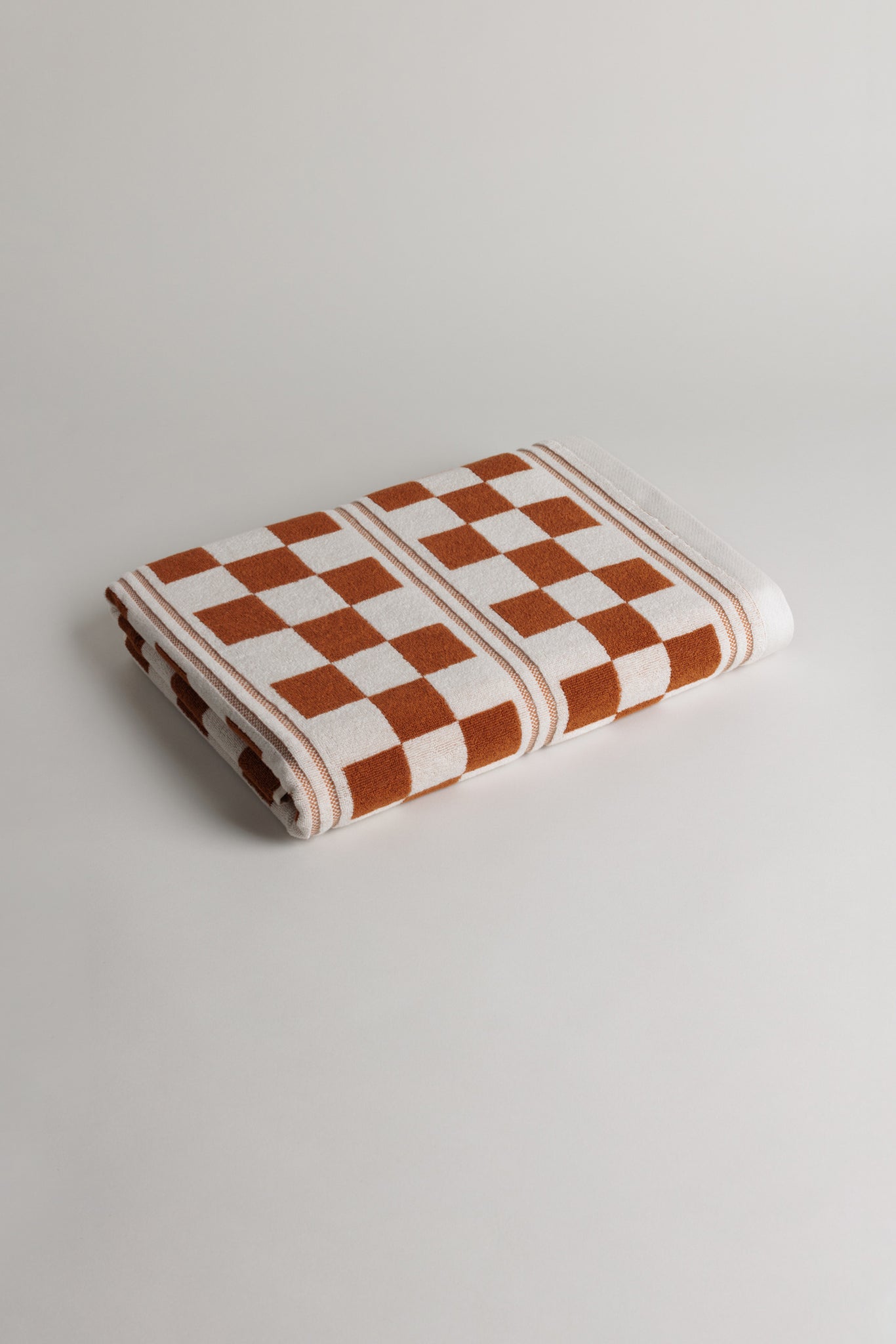 BAINA - Busby Pool Towel - Fuyu & Chalk