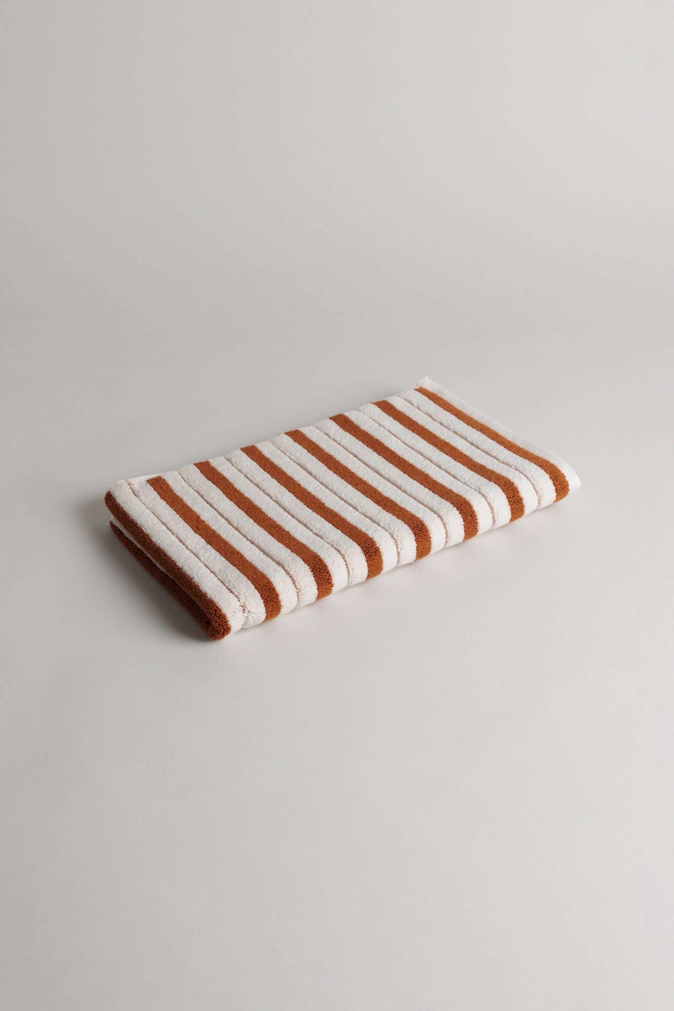 BAINA - Echo Bath Mat - Fuyu & Chalk