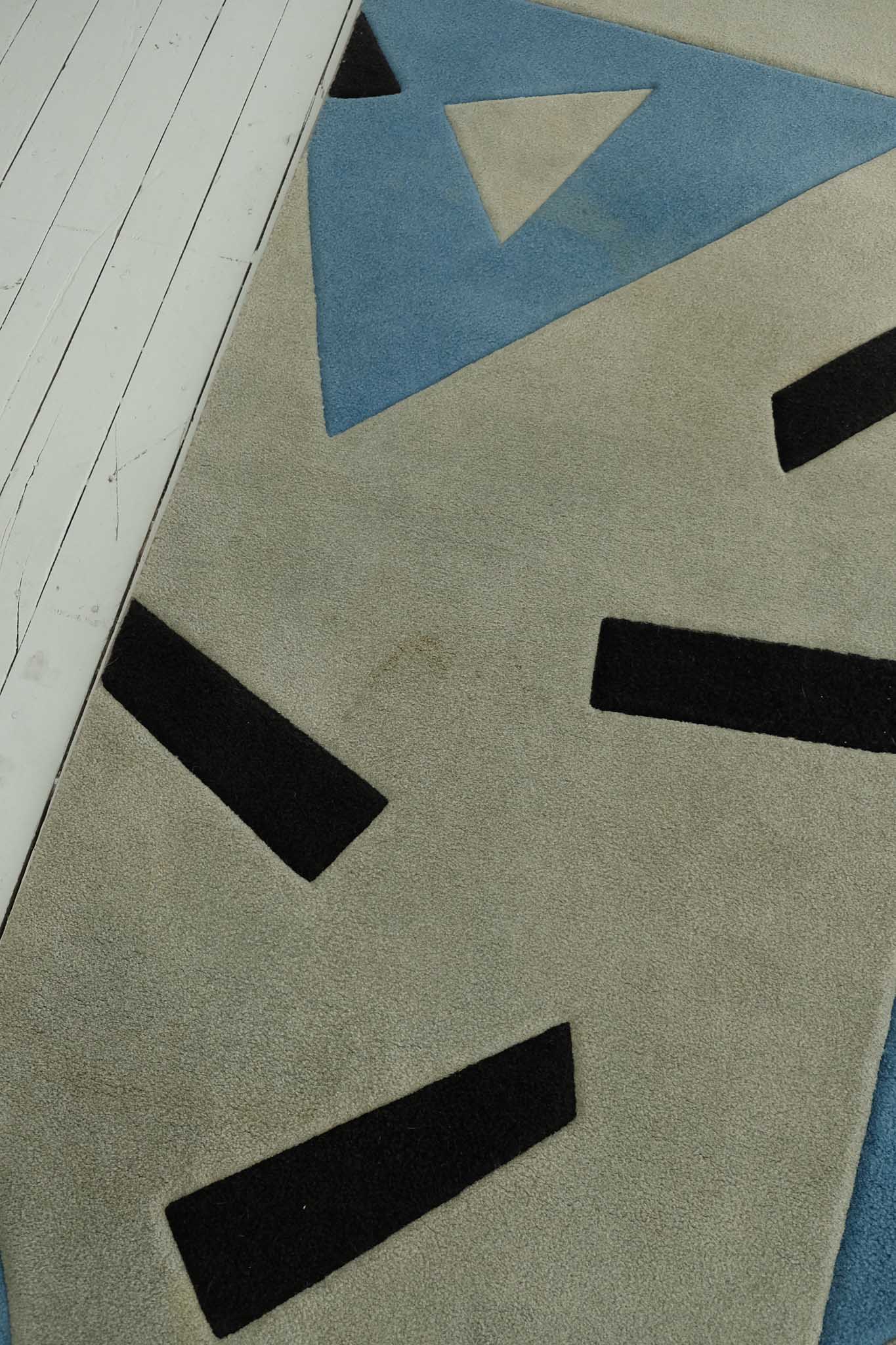 Geometric Graphic Area Rug 6' x 10' – renewfinds