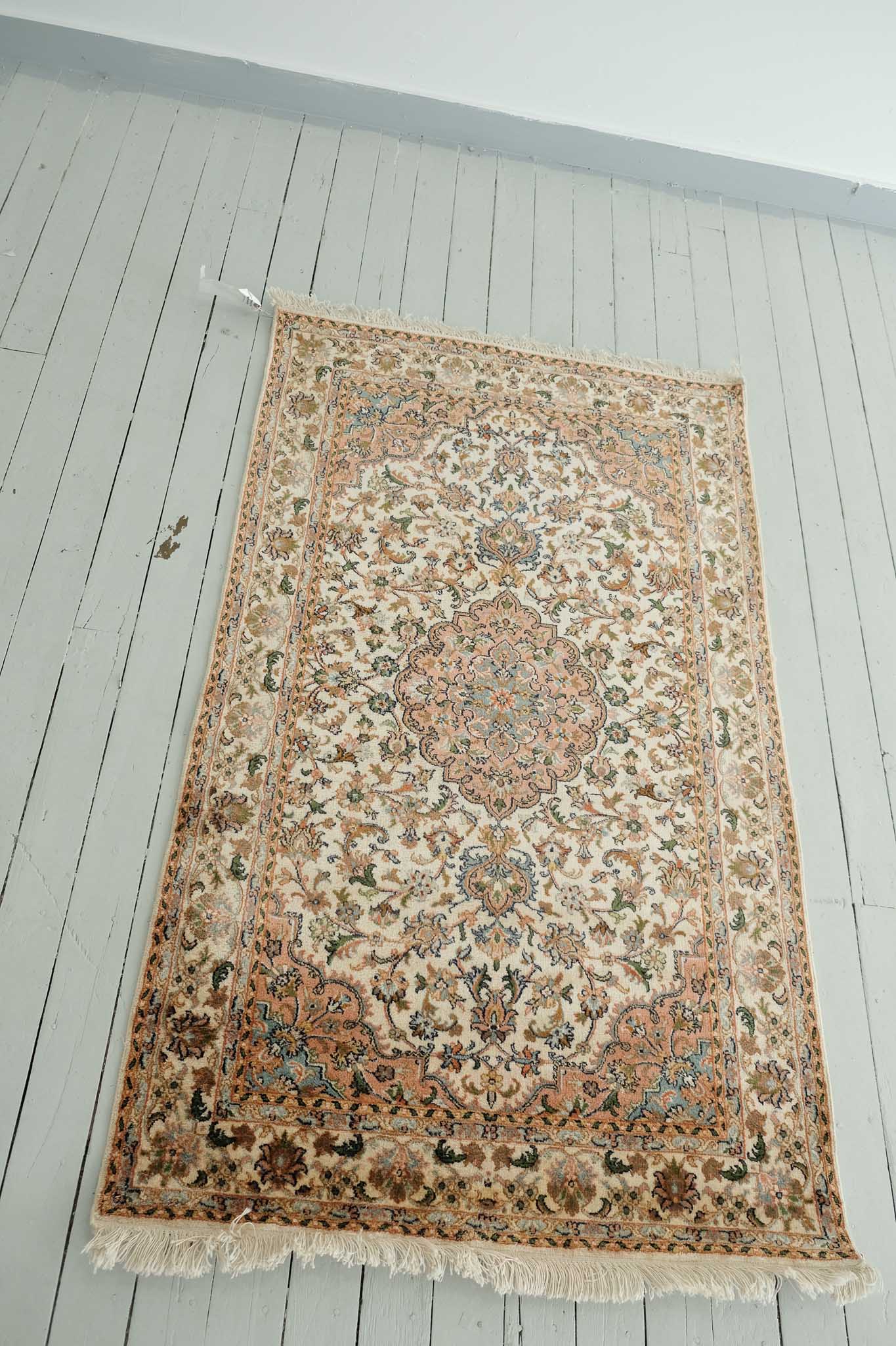 Kashmir Beige Hand Knotted Silk Persian Area Rug 3'1 x 5'1