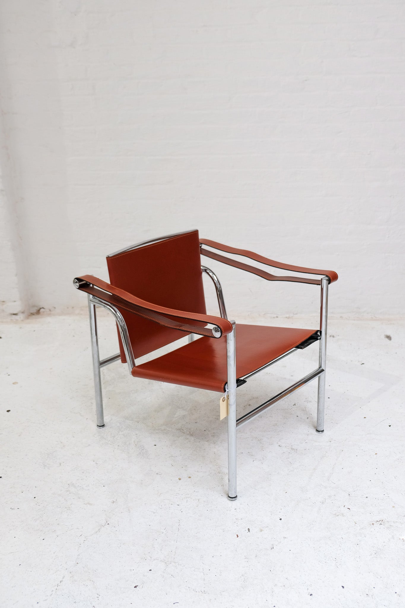 Le Corbusier LC1 Chair for Cassina – renewfinds