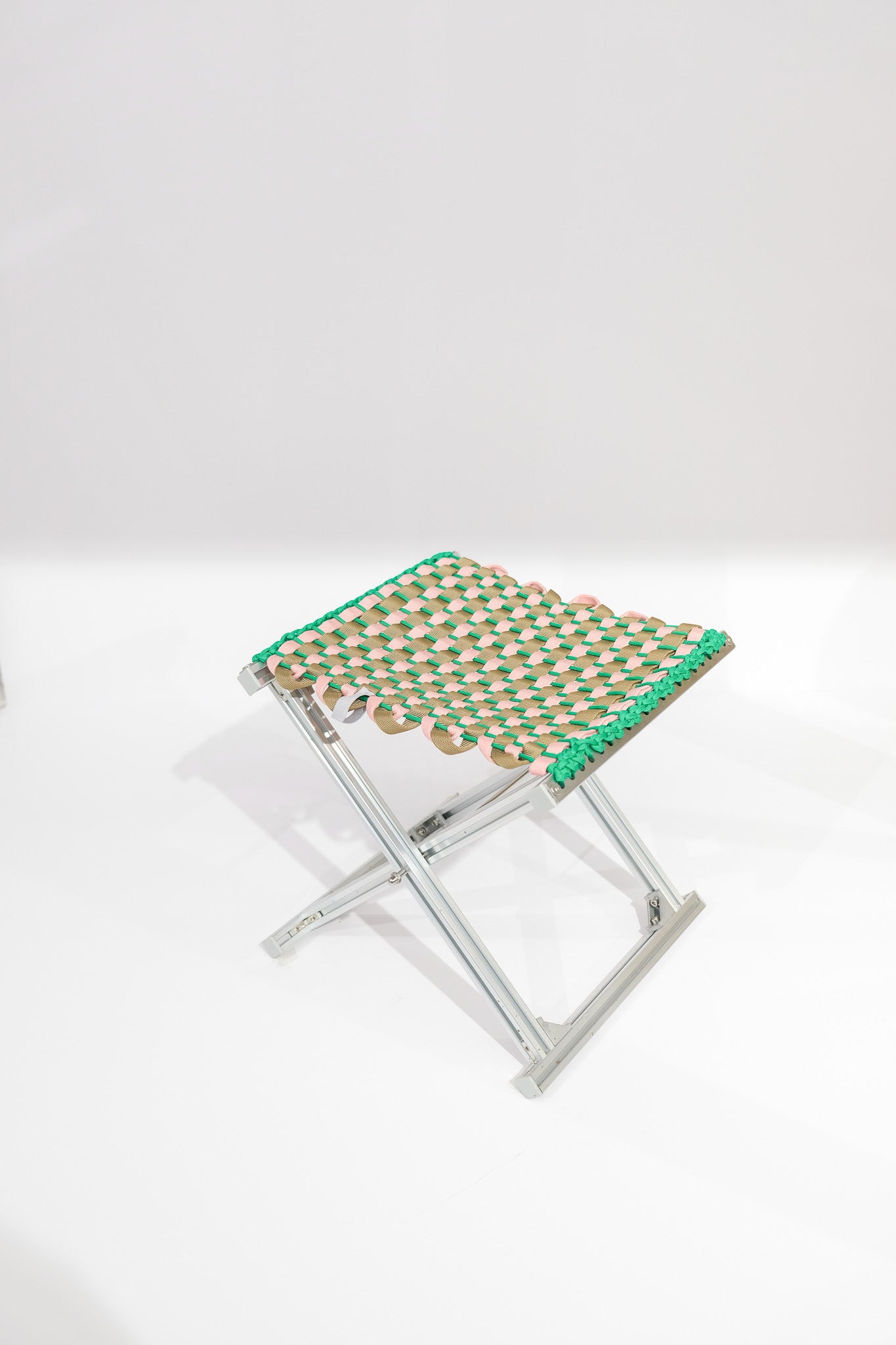 MAZHA Stool/ Tan + Powder Pink