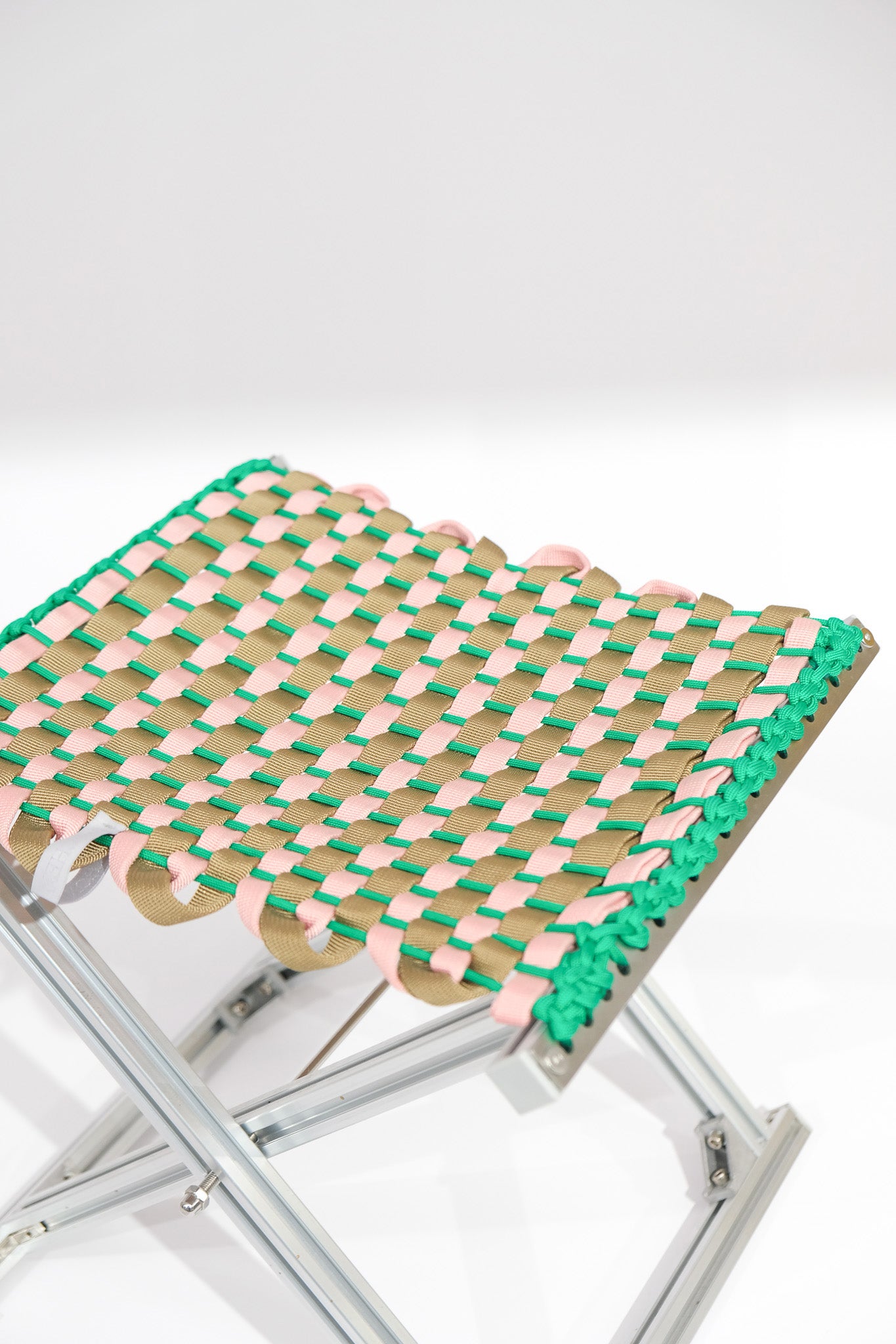 MAZHA Stool/ Tan + Powder Pink