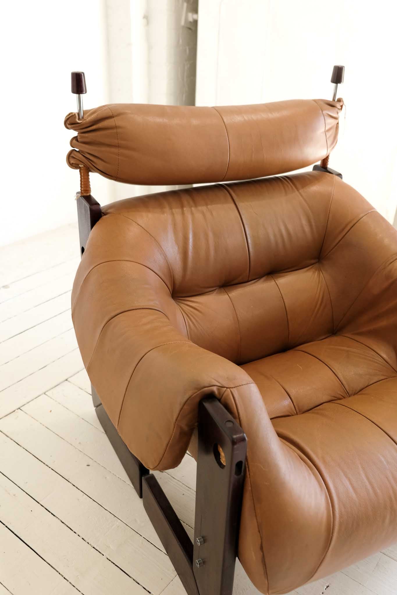 MP-97 Percival Lafer Lounge Chair with Headrest