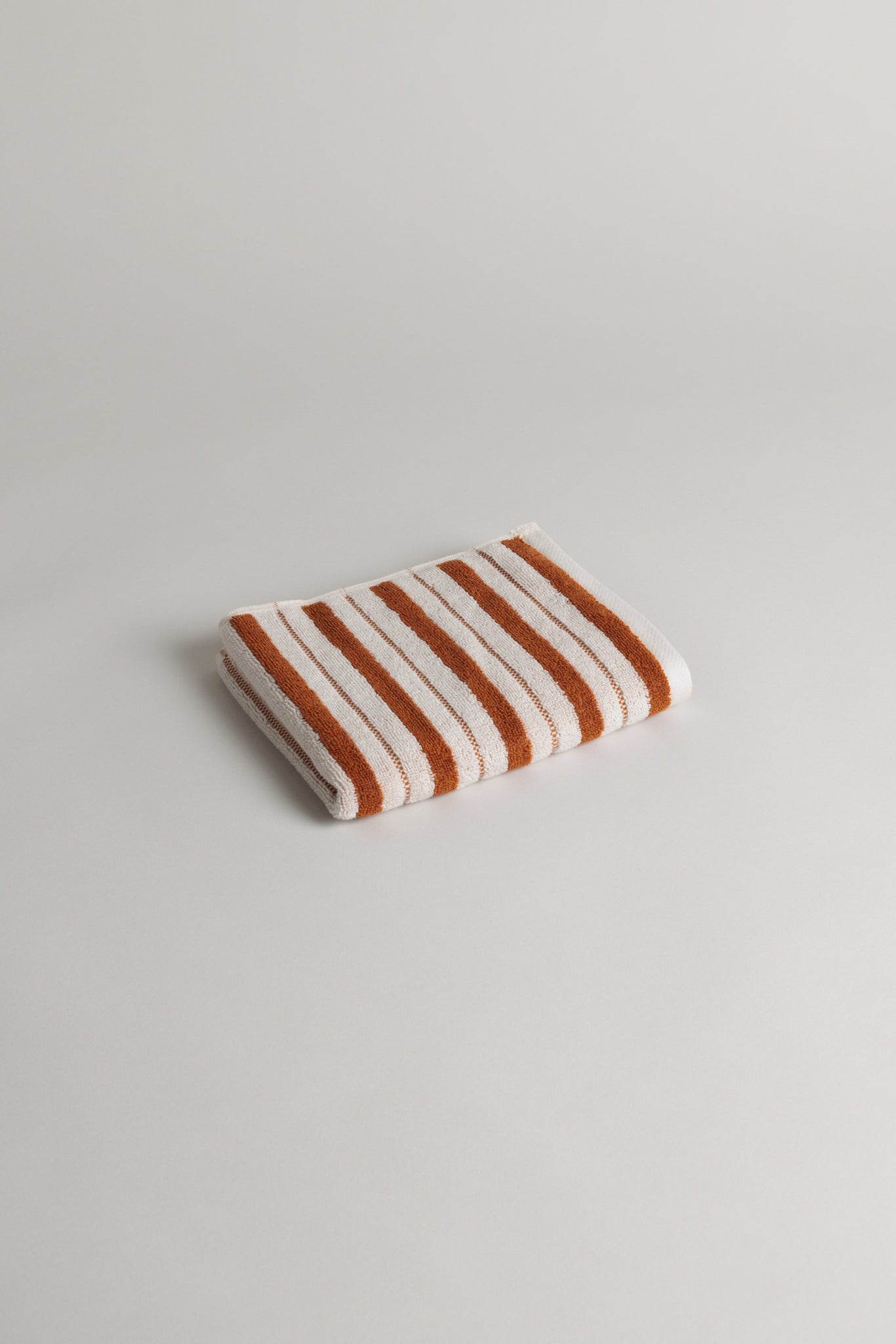 BAINA - San Luis Hand Towel - Fuyu & Chalk