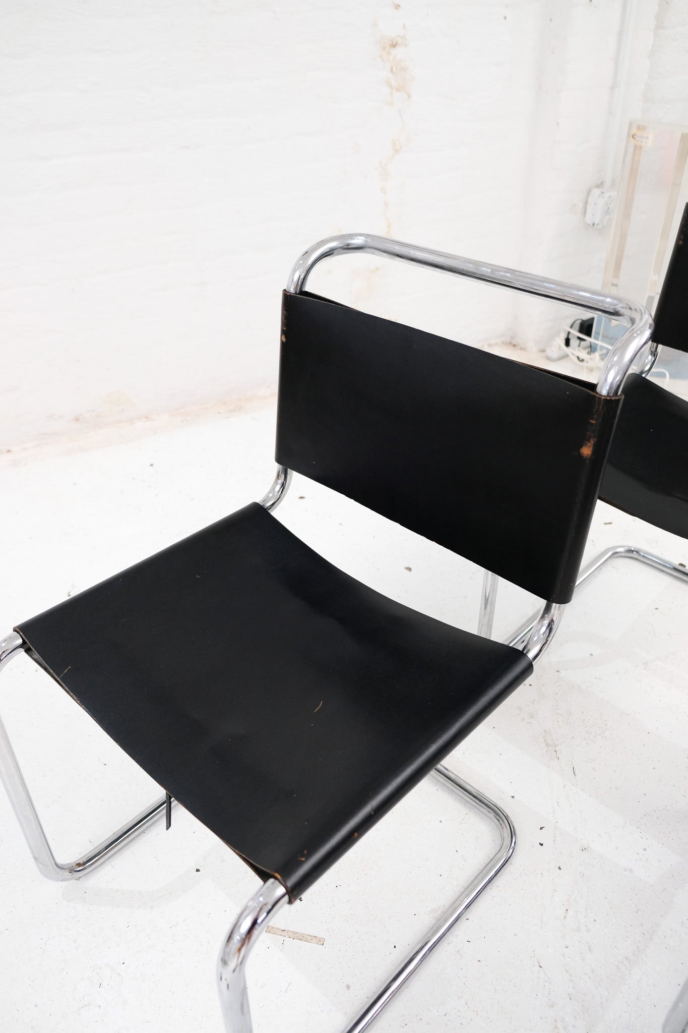 'Spoleto' Style Chrome & Leather Chairs