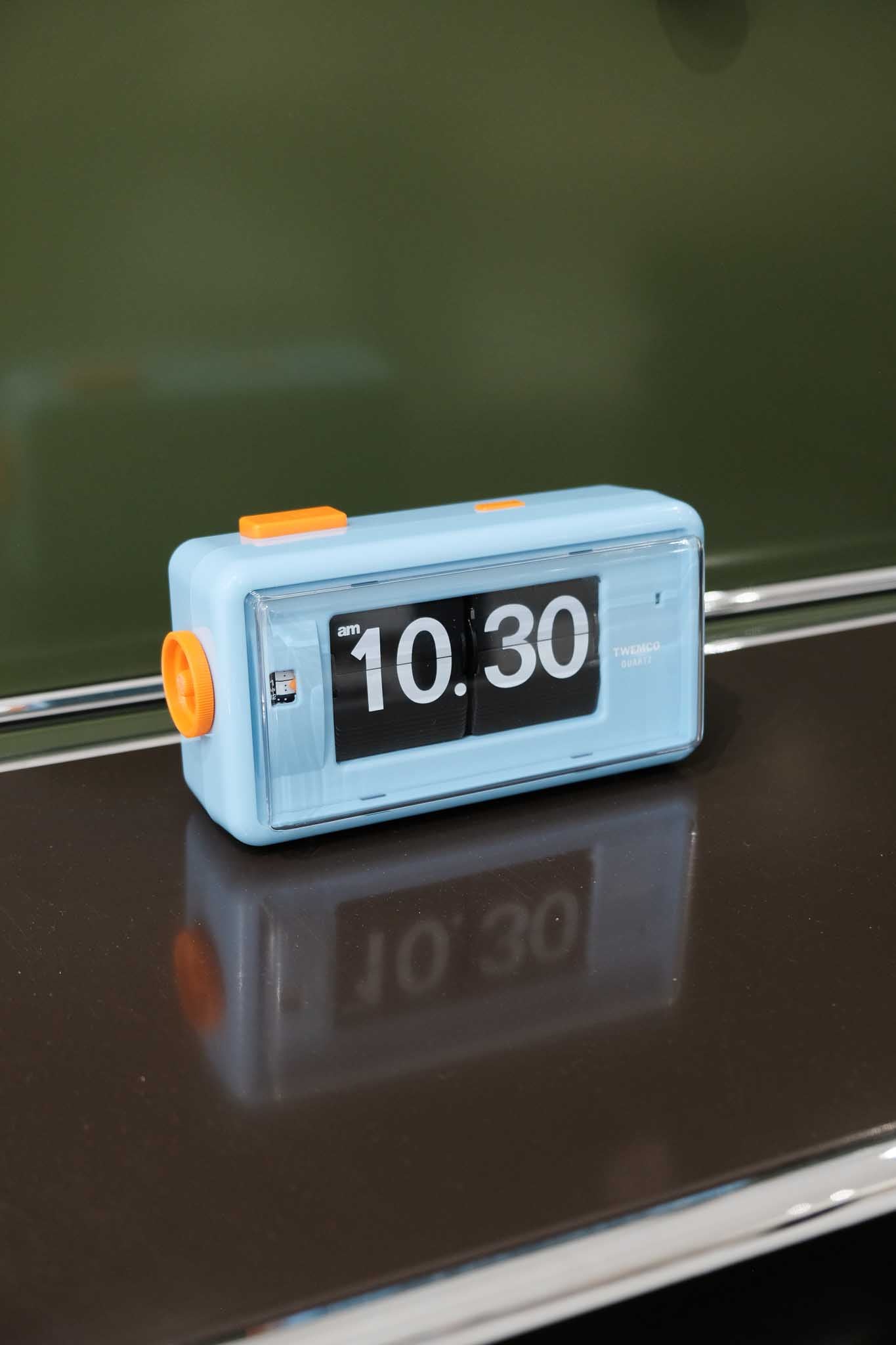 TWEMCO Alarm Flip Clock AL-30 – renewfinds