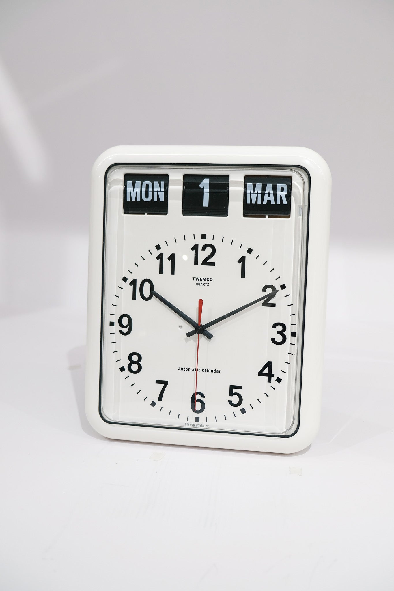 TWEMCO Calendar Flip Clock BQ-12A