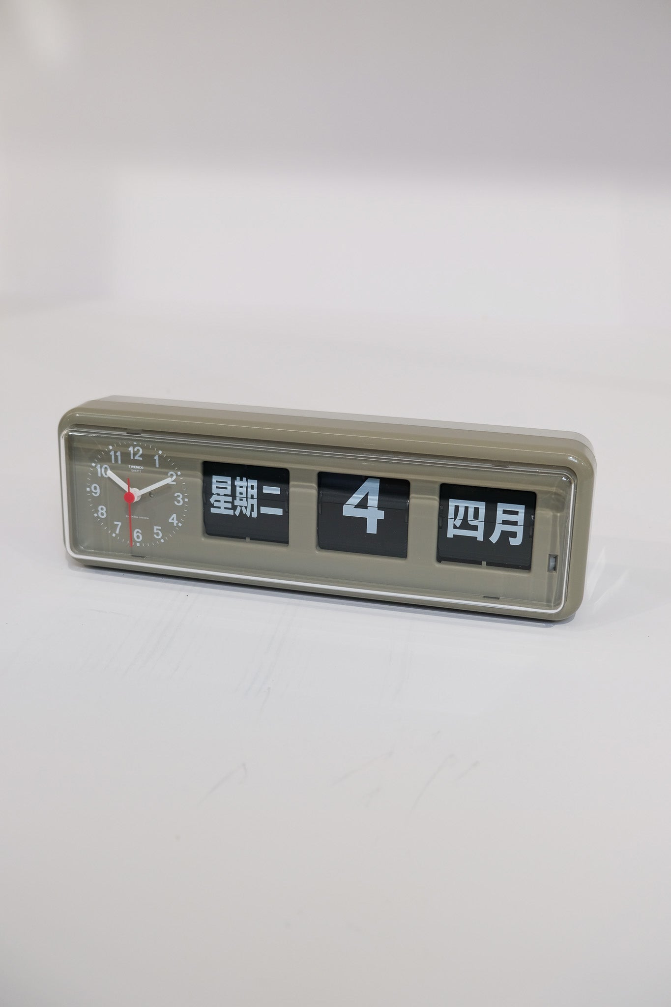 TWEMCO Calendar Flip Clock BQ-38