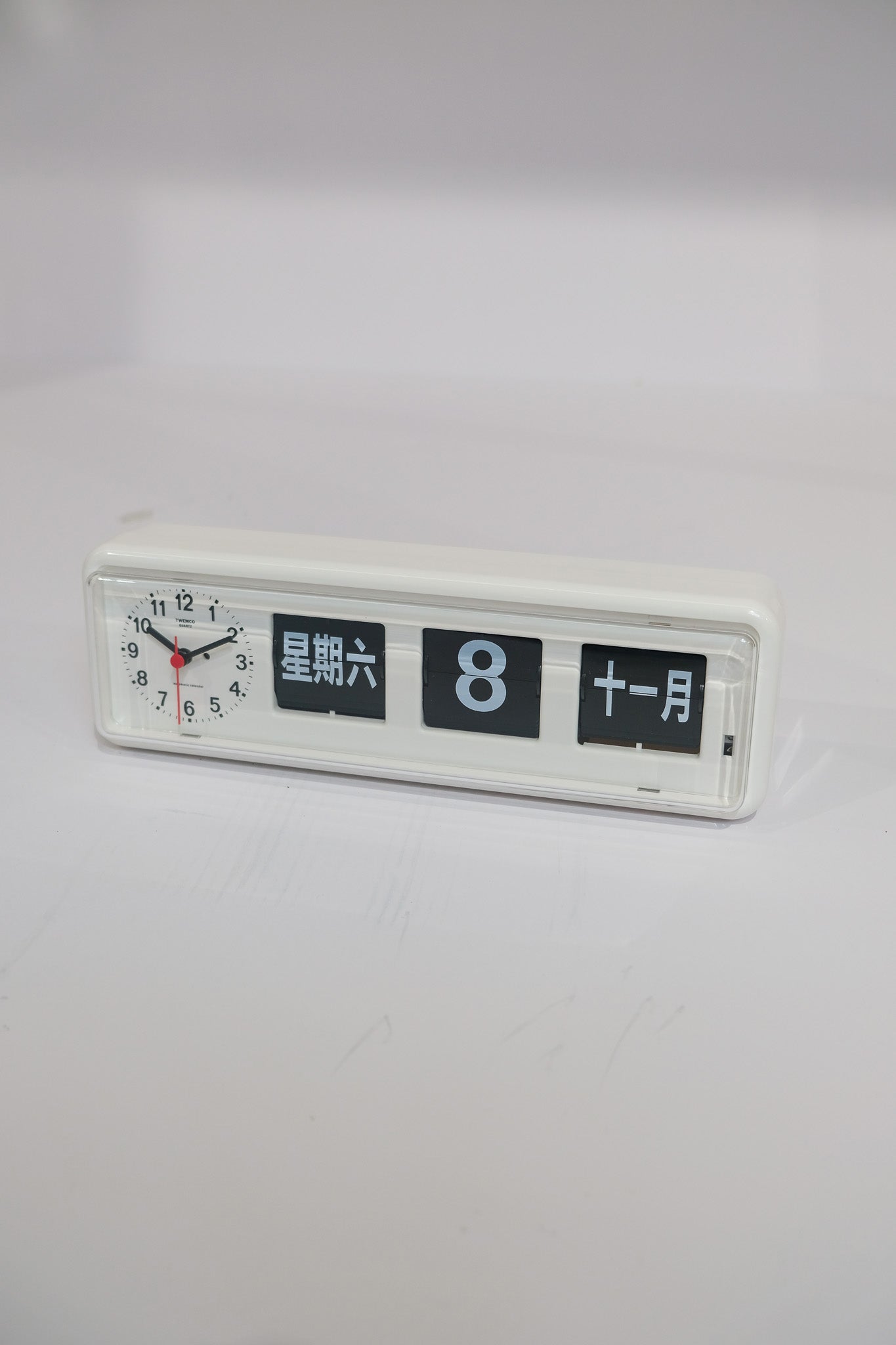 TWEMCO Calendar Flip Clock BQ-38