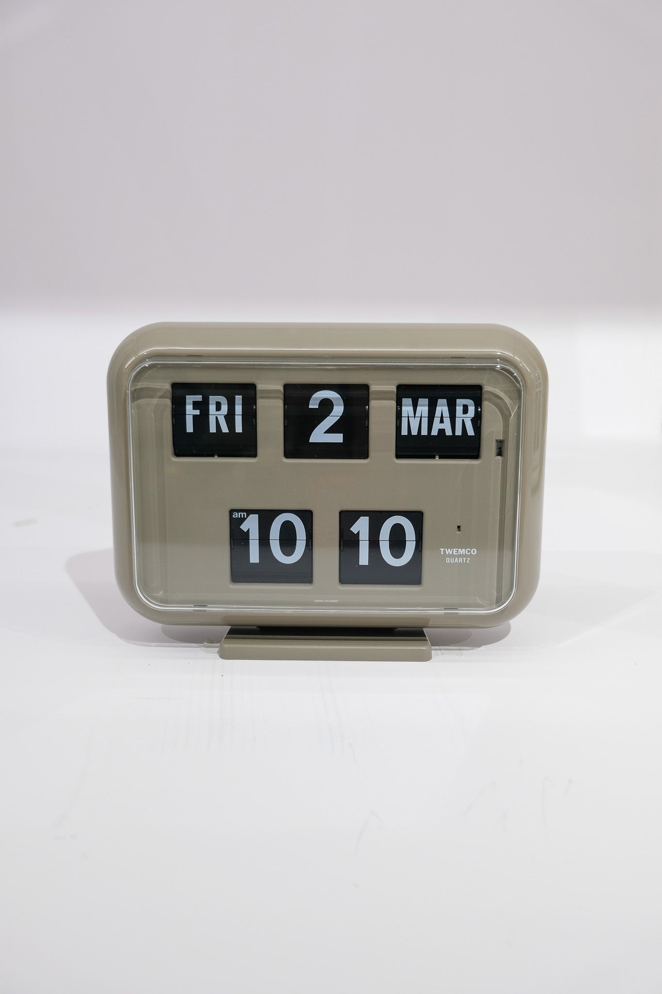 TWEMCO Calendar Flip Clock QD-35