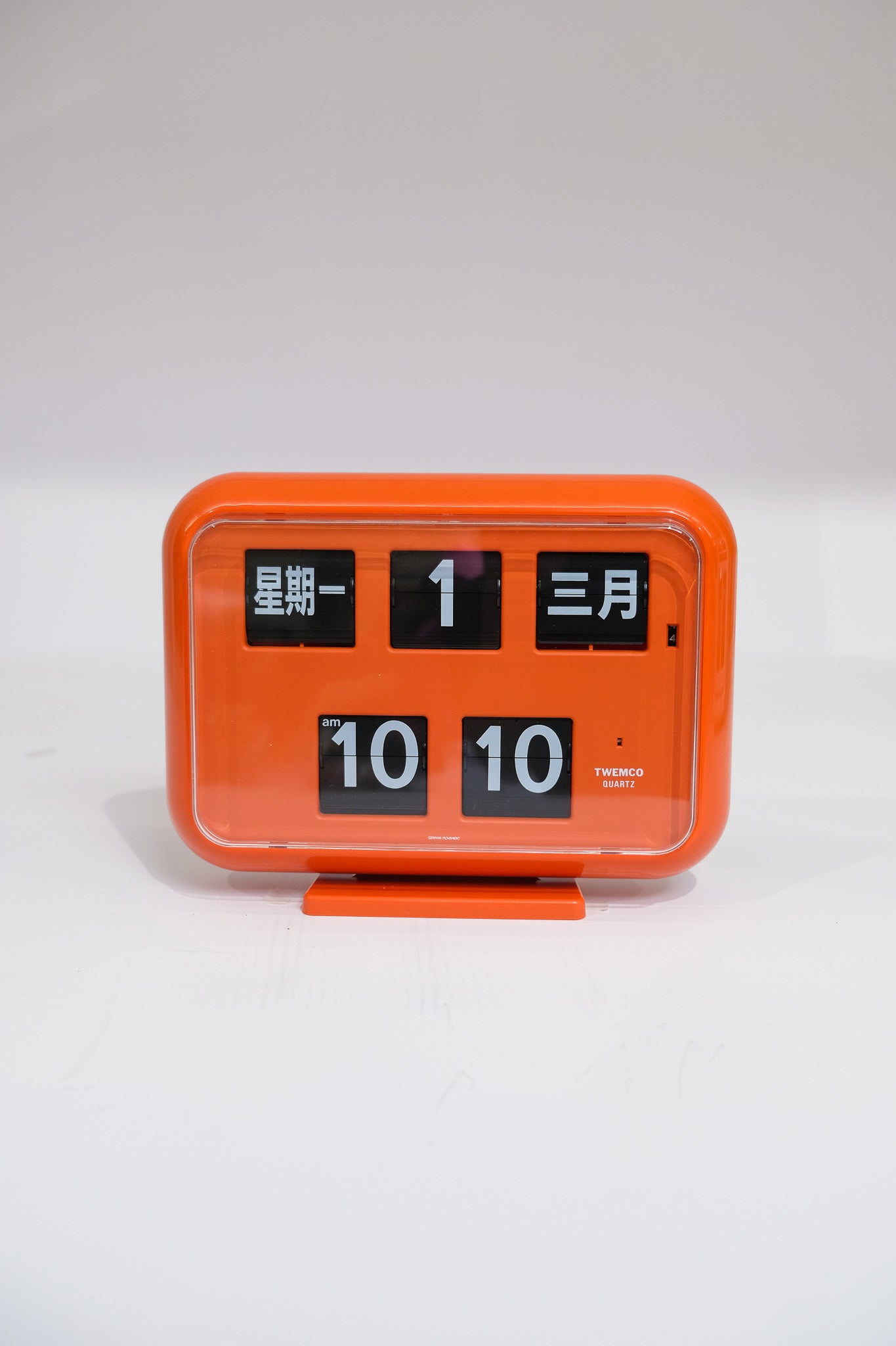 TWEMCO Calendar Flip Clock QD-35