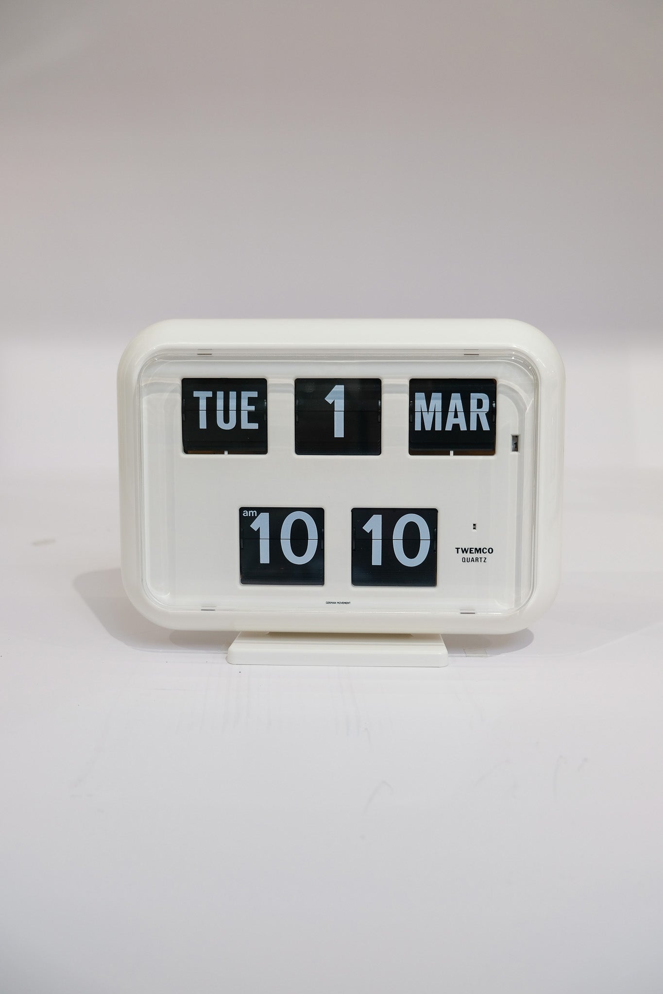 TWEMCO Calendar Flip Clock QD-35