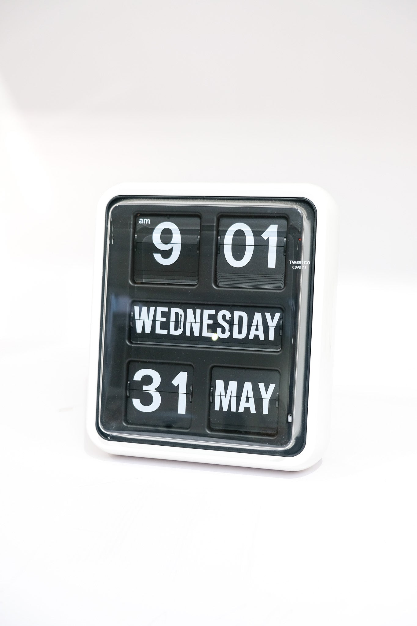 TWEMCO Calendar Wall Flip Clock BQ-170 – renewfinds