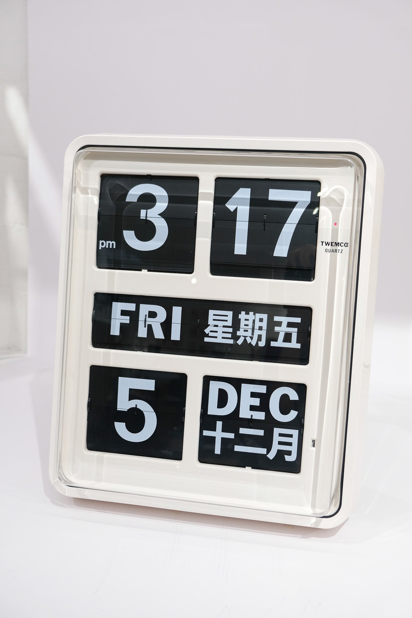 TWEMCO Calendar Wall Flip Clock BQ-1700 – renewfinds