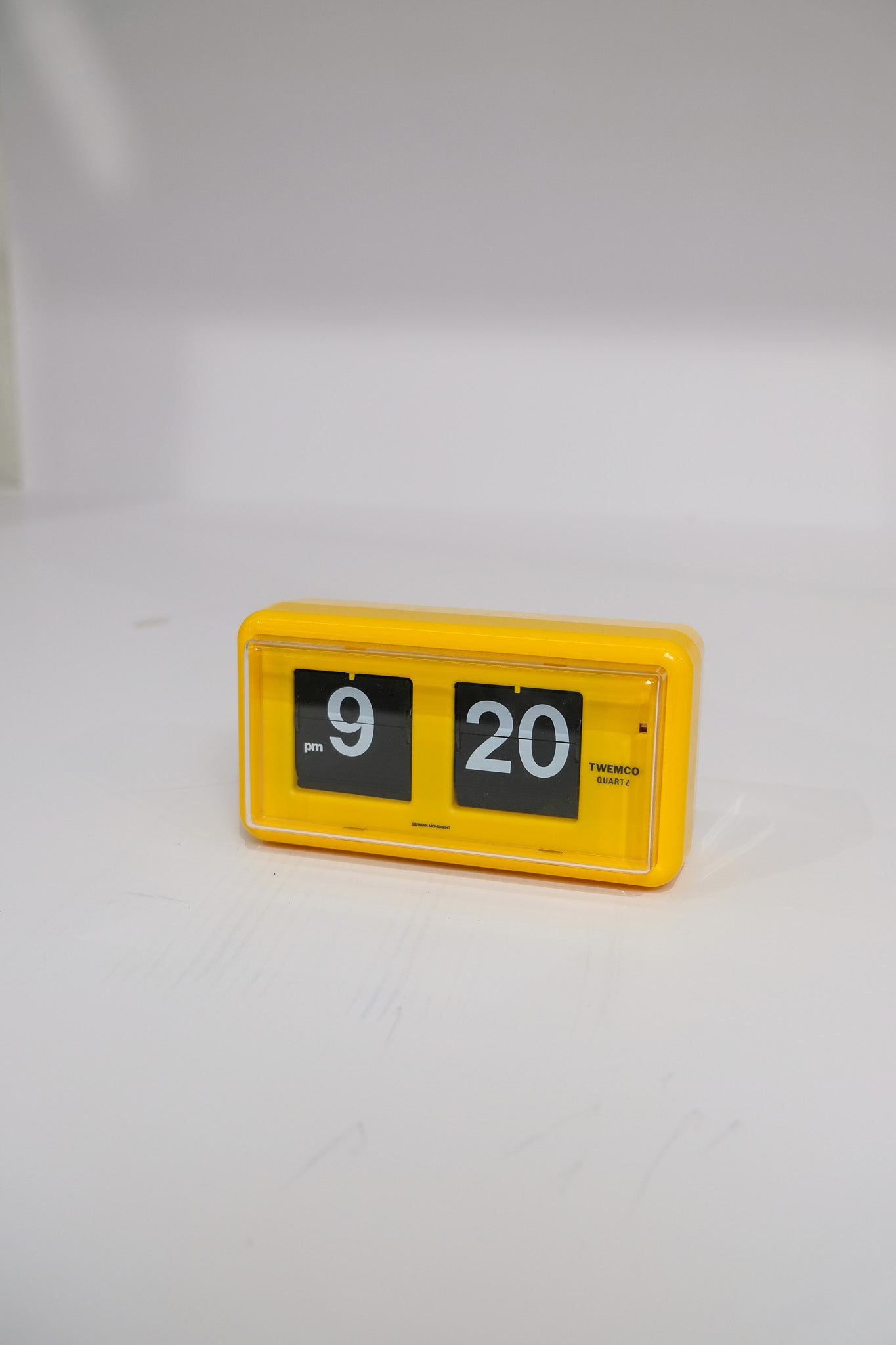 TWEMCO Classic Table Flip Clock QT-30 – renewfinds