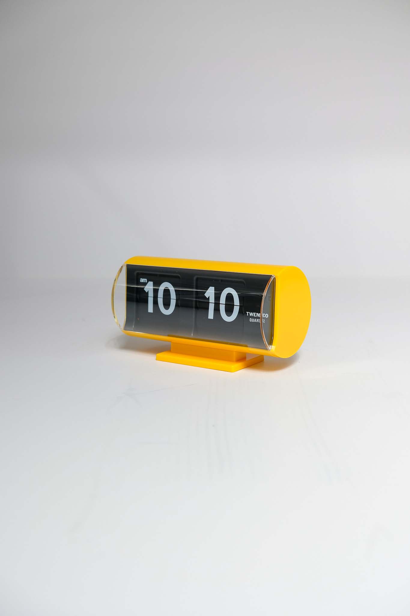 トップス ToMoCo TWEMCO Classic Table Flip Clock QT-30T – renewfinds