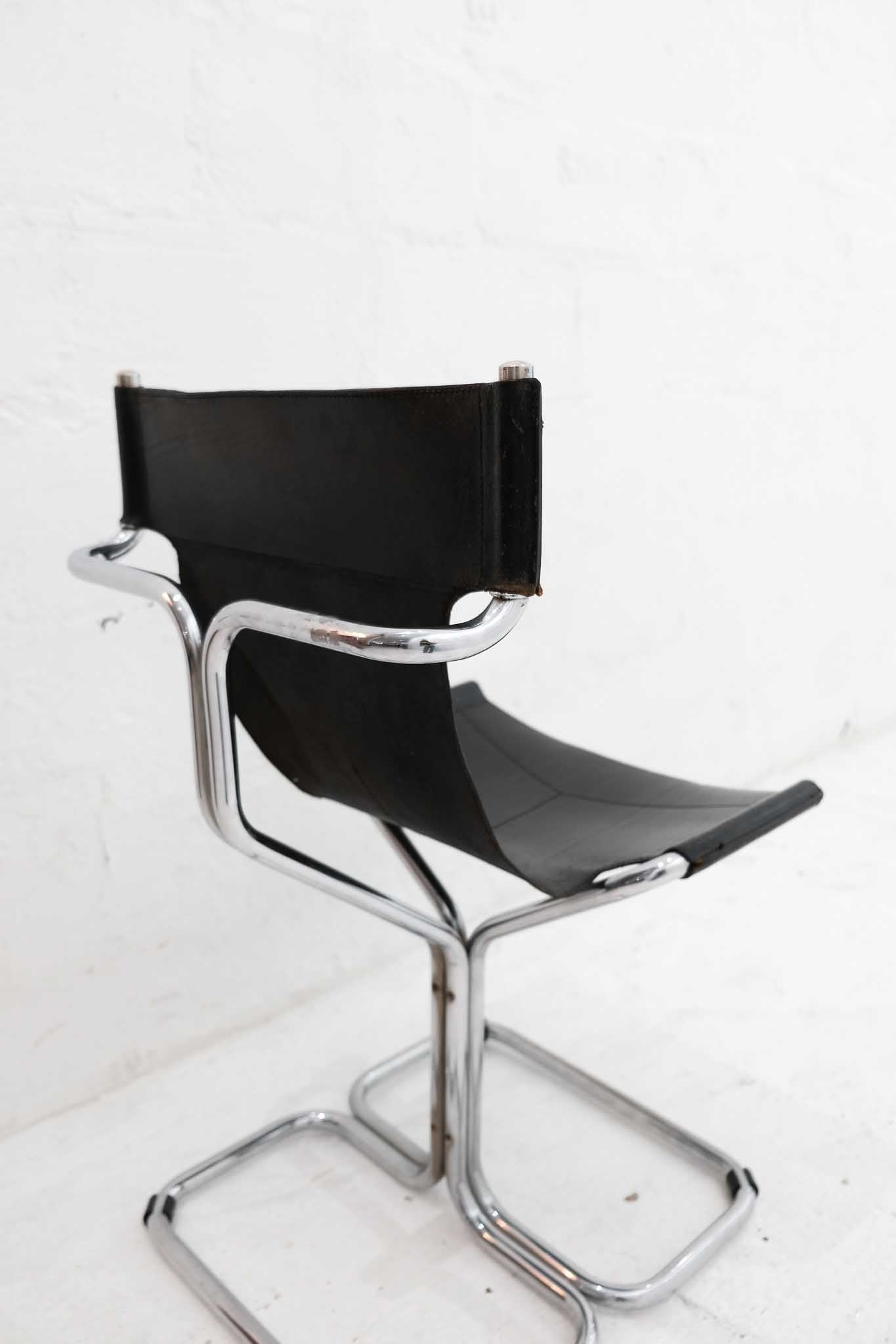 Topos Chair by Gruppo Dam: RENTAL