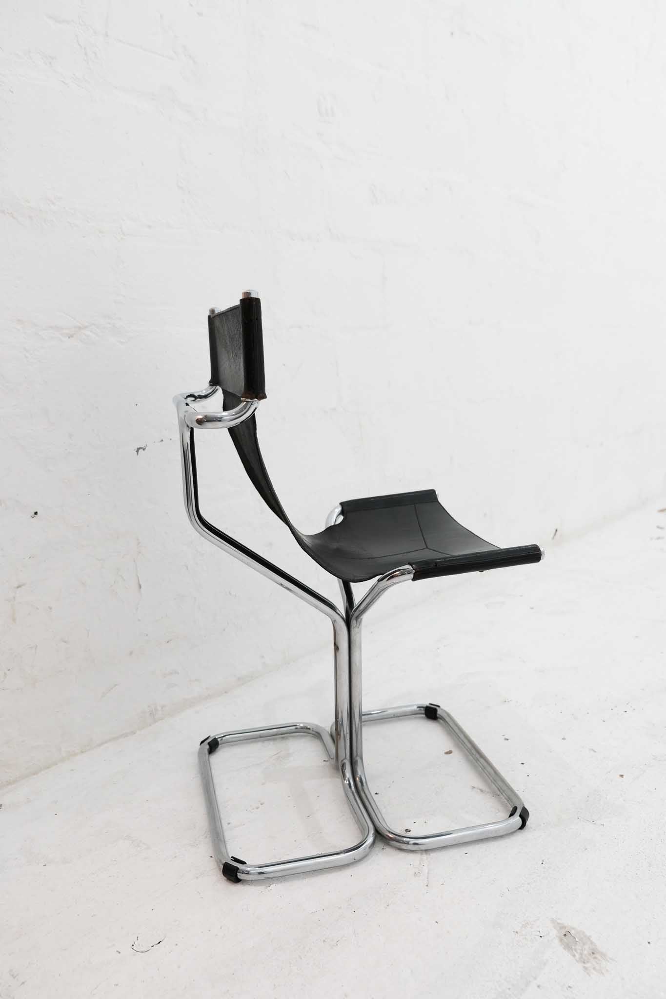 Topos Chair by Gruppo Dam: RENTAL