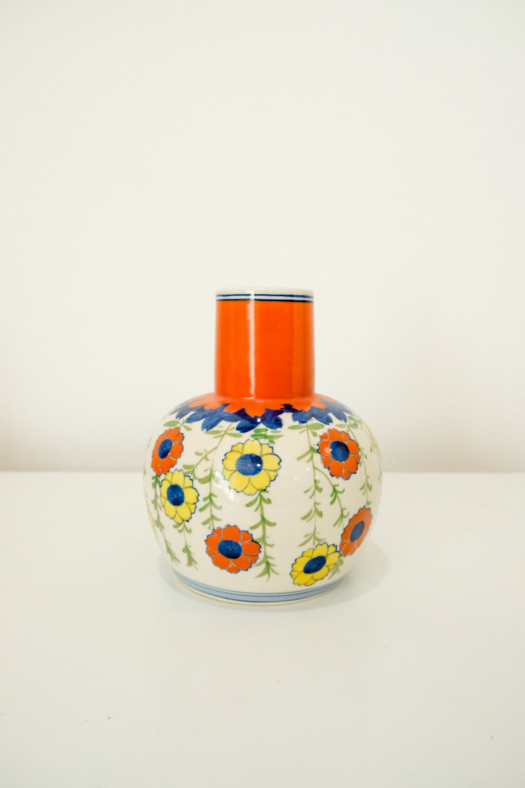 Vintage Kinkozan Japanese Bottle Vase Floral